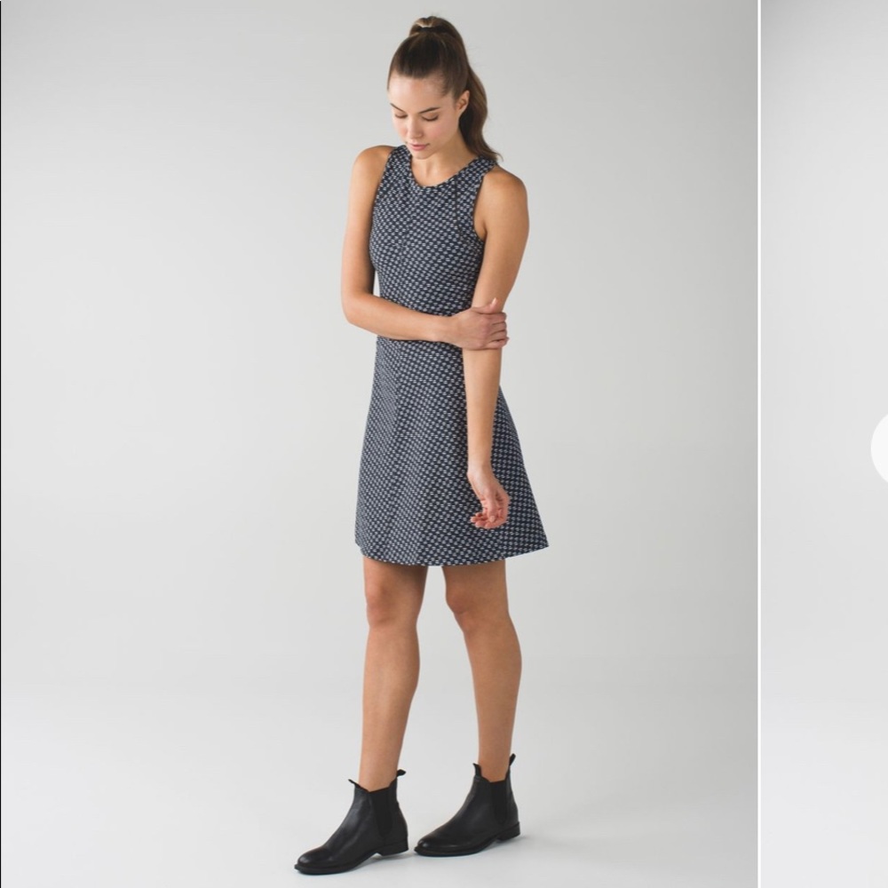 Lululemon &go 'Til Dawn Dress size 4 EUC